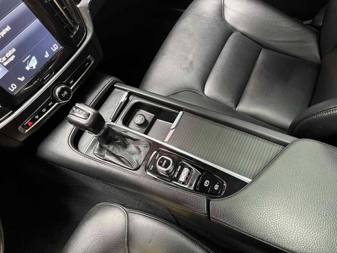 Used 2017 Volvo S90 T6 Momentum AWD/4WD image 20