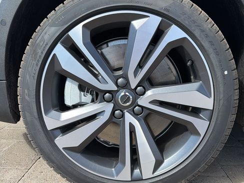 New 2026 Volvo V60 B5 Cross Country Plus w/ Protection Package Premier image 7