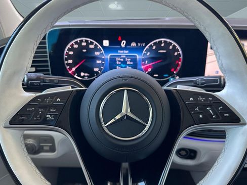 Certified 2025 Mercedes-Benz Maybach GLS 600 4MATIC image 10