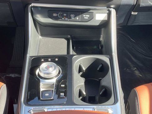 New 2026 Kia Carnival SX Prestige image 16