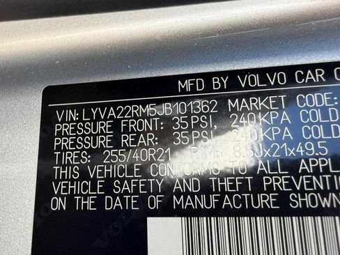 Used 2018 Volvo XC60 T6 R-Design w/ Convenience Package AWD/4WD image 24