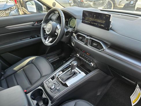 New 2025 MAZDA CX-5 AWD 2.5 S w/ Premium Plus Pkg image 31
