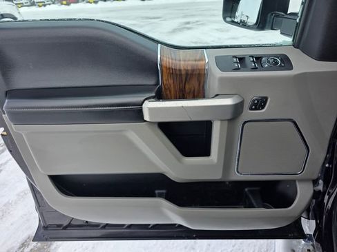 Used 2019 Ford F150 Lariat w/ Equipment Group 502A Luxury image 24