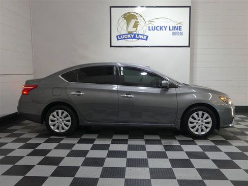 Used 2018 Nissan Sentra S FWD image 6