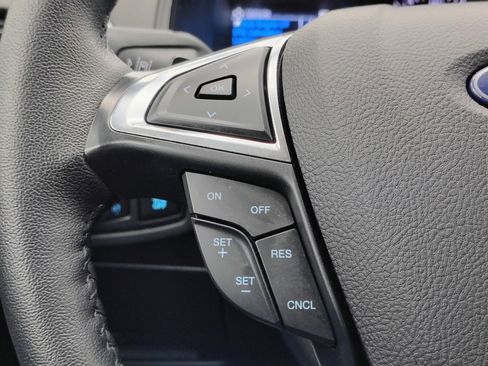 Used 2024 Ford Edge SEL w/ Convenience Package image 39