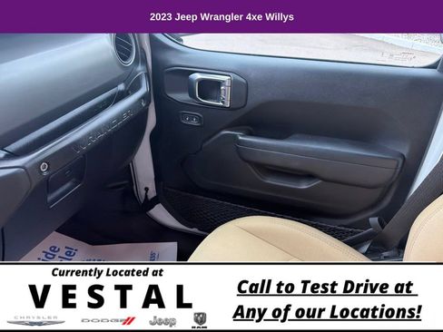 Used 2023 Jeep Wrangler Unlimited w/ Sun & Screen Package AWD/4WD image 32