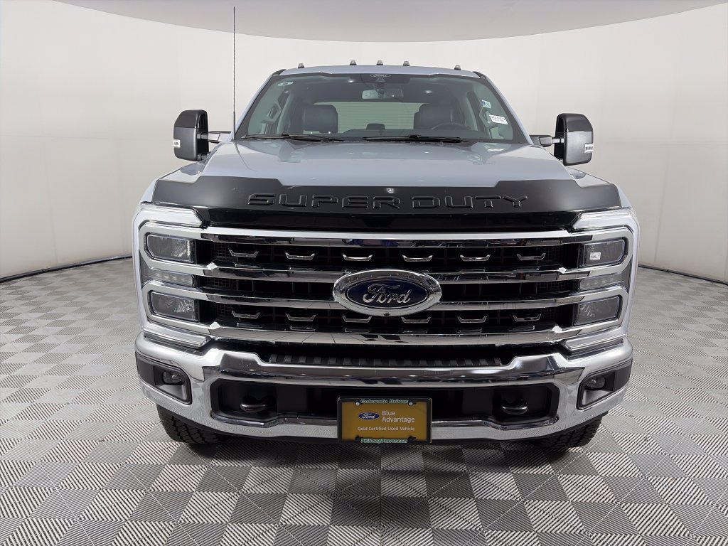 Certified 2025 Ford F350 4x4 Crew Cab Super Duty image 2