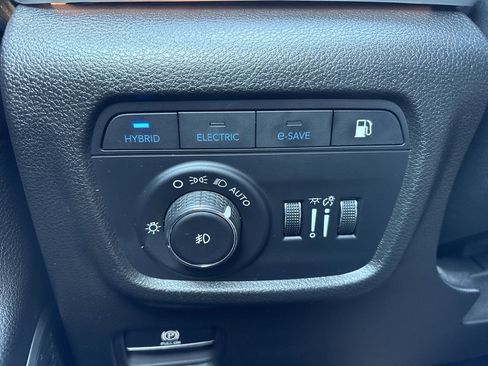 Used 2024 Jeep Grand Cherokee Limited 4xe image 25