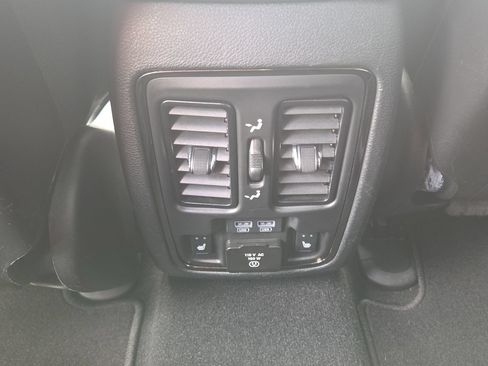 Used 2020 Dodge Durango R/T w/ Blacktop Package AWD/4WD image 18