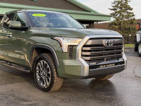 Used 2022 Toyota Tundra Limited w/ Power Package AWD/4WD image 4