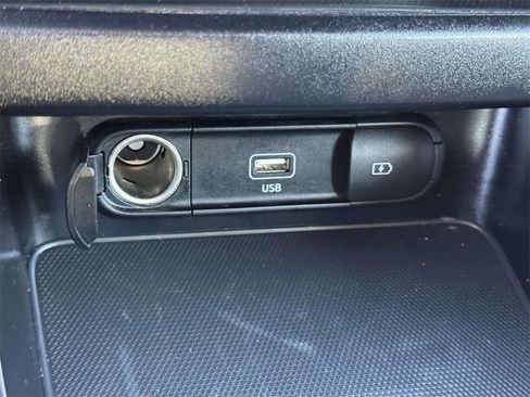 Used 2024 Kia Forte LXS image 8