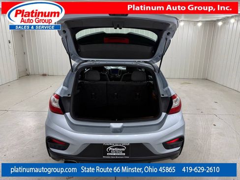 Used 2017 Chevrolet Cruze LT w/ Sun And Sound Package FWD image 30