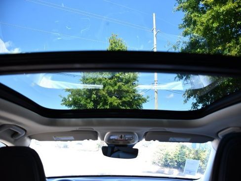 New 2025 Volvo XC60 B5 Plus w/ Protection Package Premier image 26