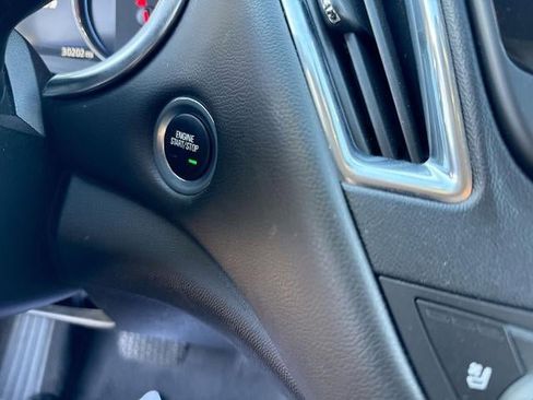 Used 2024 Chevrolet Malibu LT image 17