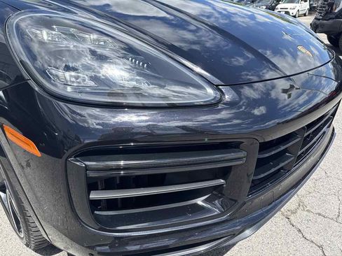 Used 2019 Porsche Cayenne Turbo AWD/4WD image 19