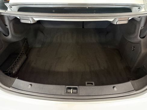 Used 2014 Mercedes-Benz E 350 4MATIC Coupe image 24