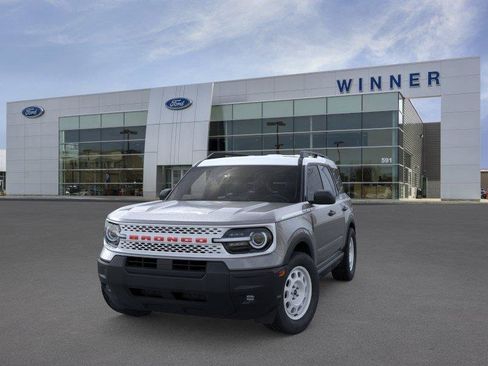 New 2025 Ford Bronco Sport Heritage w/ Convenience Package AWD/4WD image 2