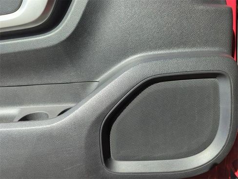 Certified 2021 Nissan Titan SV w/ SV Convenience Package image 27