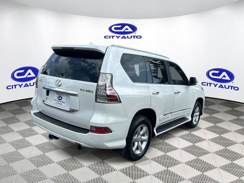 Used 2019 Lexus GX 460 w/ Navigation Package AWD/4WD image 3
