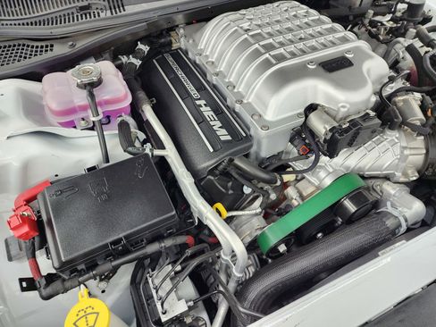 Used 2019 Dodge Challenger SRT Hellcat Redeye image 20