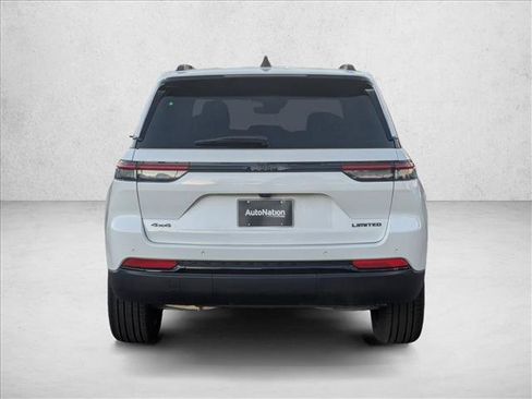 New 2025 Jeep Grand Cherokee Limited image 8