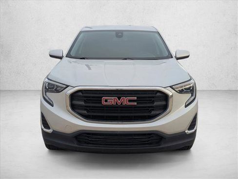 Used 2020 GMC Terrain SLE image 2