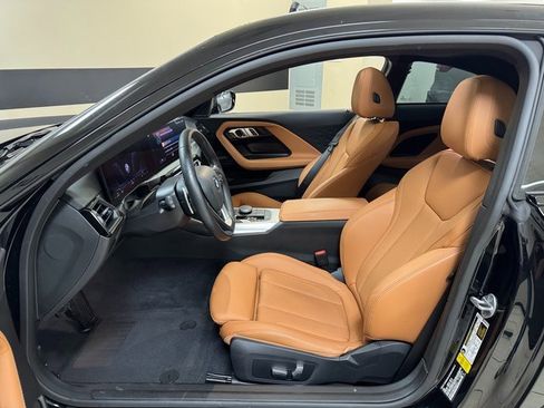 Used 2023 BMW 230i Coupe w/ Premium Package image 8