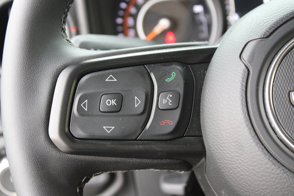 Used 2026 Jeep Wrangler Unlimited Rubicon AWD/4WD image 26