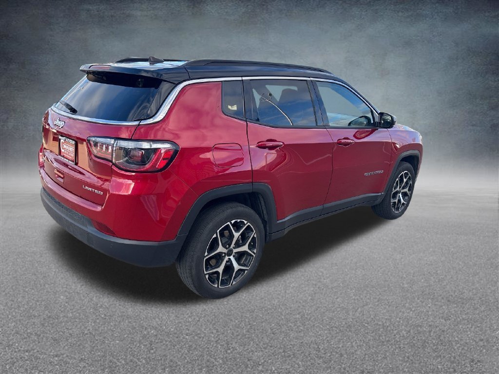 Used 2025 Jeep Compass Limited AWD/4WD image 5