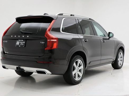 Used 2016 Volvo XC90 T8 Momentum w/ Vision Package AWD/4WD image 8