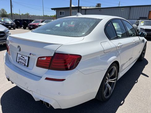 Used 2013 BMW M5 image 5