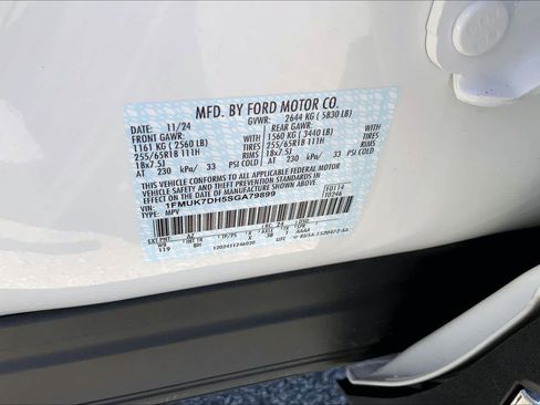 Certified 2025 Ford Explorer Active image 34