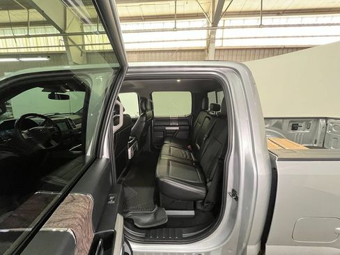 Used 2017 Ford F350 Lariat w/ Lariat Value Package AWD/4WD image 15