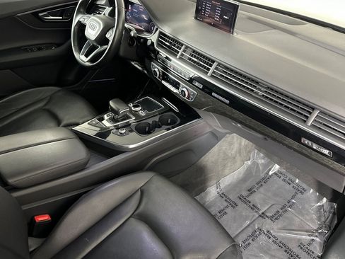 Used 2018 Audi Q7 3.0T Prestige w/ Prestige Package AWD/4WD image 15