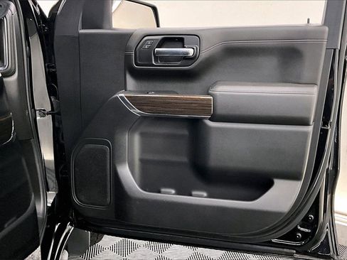 Used 2022 Chevrolet Silverado 1500 RST image 25