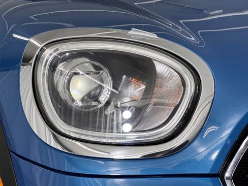 Used 2017 MINI Cooper Countryman ALL4 AWD/4WD image 11