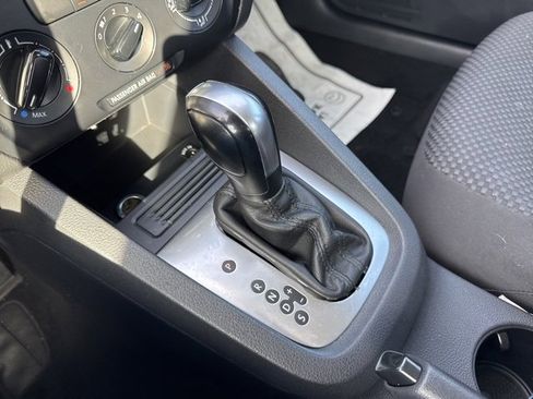 Used 2014 Volkswagen Jetta S image 18