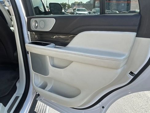 Used 2019 Lincoln Navigator Black Label w/ Cargo Package image 12