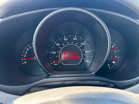 Used 2014 Kia Soul FWD image 19