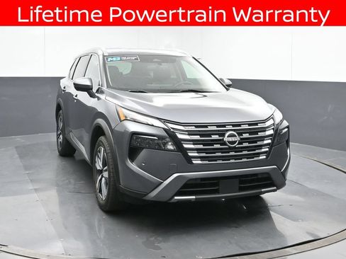 Used 2024 Nissan Rogue SL AWD/4WD image 8