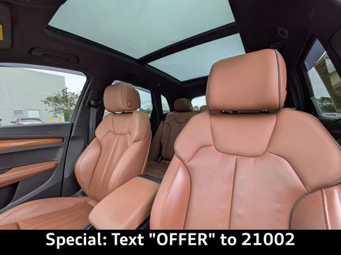 Used 2022 Audi Q5 2.0T Prestige w/ Prestige Package image 24