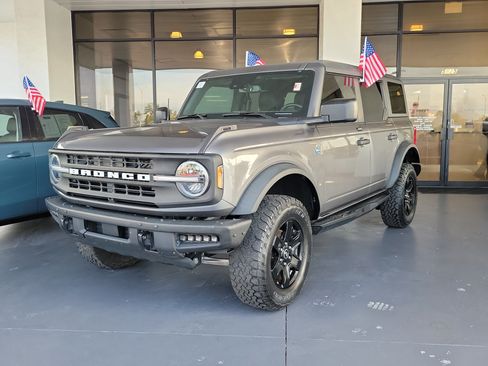 Used 2021 Ford Bronco Black Diamond AWD/4WD image 6