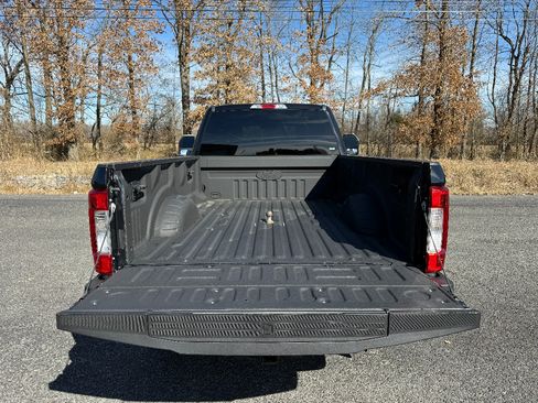 Used 2019 Ford F350 XLT w/ XLT Value Package image 7