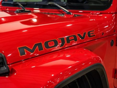 Used 2021 Jeep Gladiator Mojave image 18