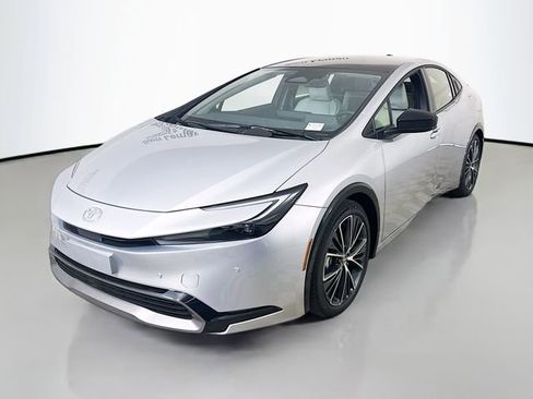 New 2026 Toyota Prius XLE FWD image 3
