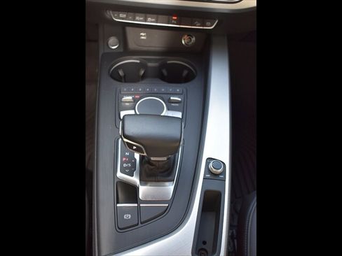 Used 2018 Audi A4 2.0T allroad Premium Plus image 32