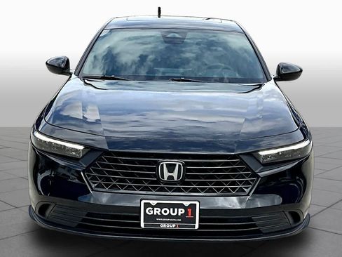 Used 2025 Honda Accord Sport image 4