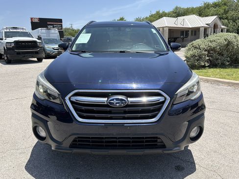 Used 2018 Subaru Outback 2.5i Touring AWD/4WD image 8