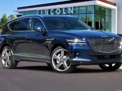 Used 2022 Genesis GV80 2.5T w/ Prestige Package 04 AWD/4WD image 2