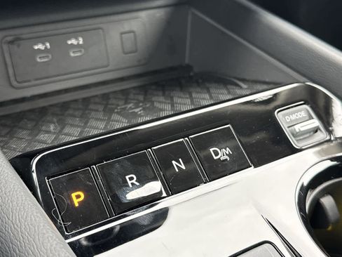 Used 2025 Nissan Murano SV image 26